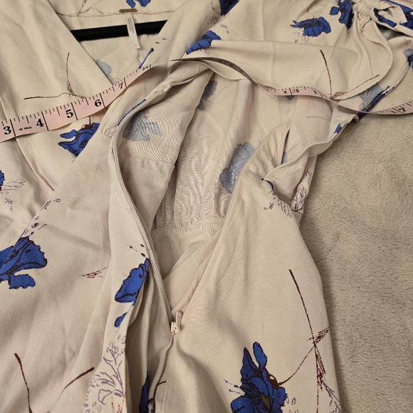 FREE PEOPLE MELANIE Blue FLORAL Beige RUCHED SLEEVE MINI DRESS SZ 0 Babydoll - Picture 14 of 16